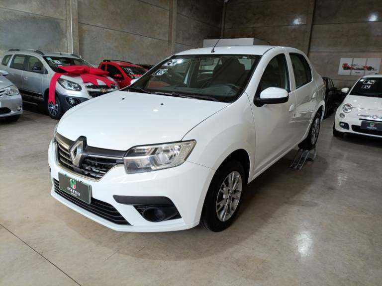 RENAULT - LOGAN - 2020/2020 - Branca - R$ 57.900,00