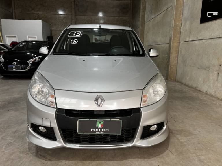 RENAULT - SANDERO - 2013/2013 - Prata - R$ 34.900,00