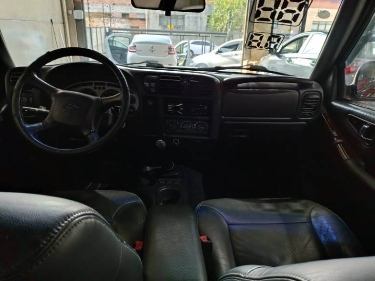 CHEVROLET - S10 - 2006/2007 - Preta - R$ 72.900,00