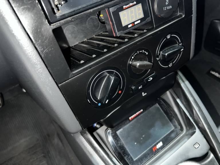 VOLKSWAGEN - PARATI - 2003/2003 - Prata - R$ 41.900,00