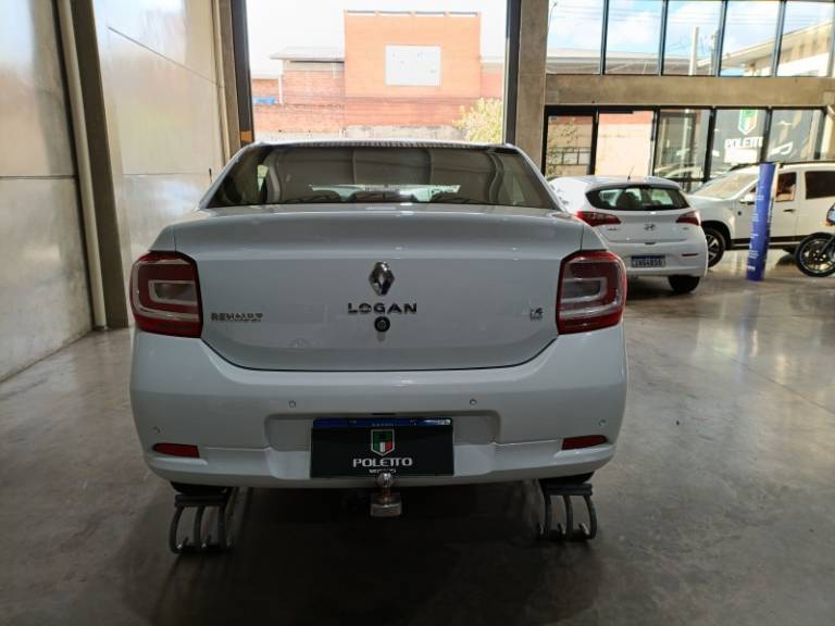 RENAULT - LOGAN - 2020/2020 - Branca - R$ 57.900,00