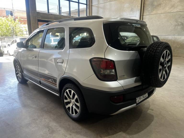 CHEVROLET - SPIN - 2018/2018 - Prata - R$ 63.900,00