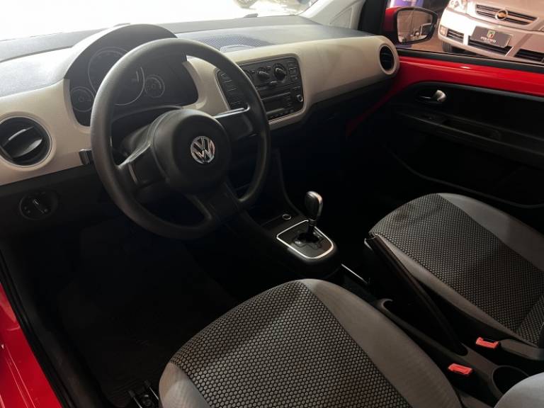 VOLKSWAGEN - UP - 2015/2015 - Vermelha - R$ 39.900,00