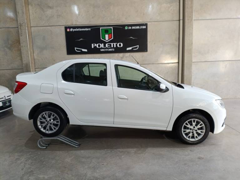 RENAULT - LOGAN - 2020/2020 - Branca - R$ 57.900,00